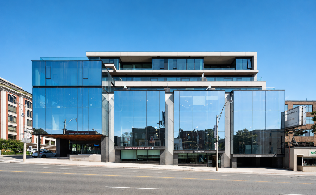 1027 Yonge Street, Toronto, Ontario